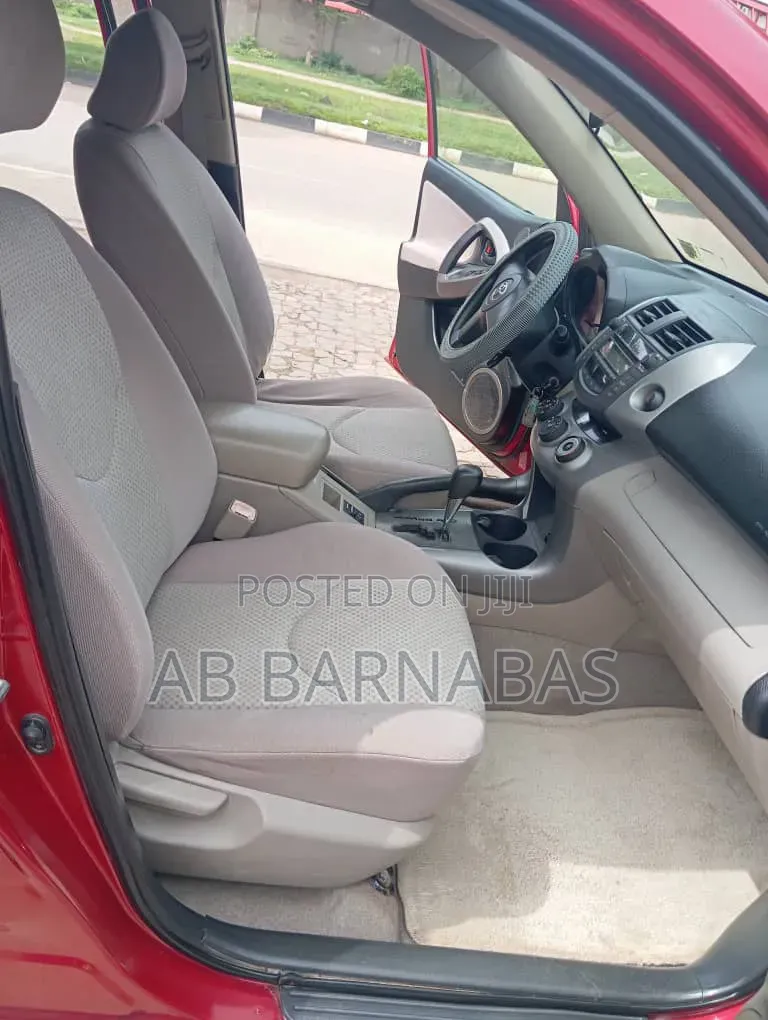 Toyota RAV4 2008 Red
