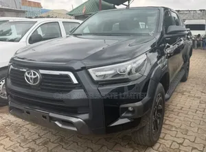 Toyota Hilux 2021 Black