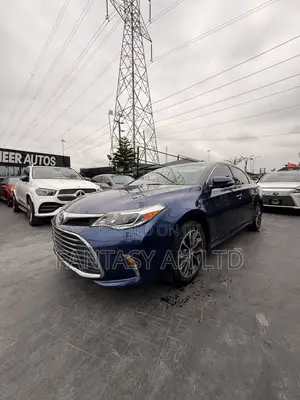 Toyota Avalon XLE Plus FWD Sedan (3.6L 6cyl 6A) 2016