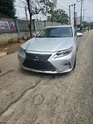 Lexus ES 2015 Silver