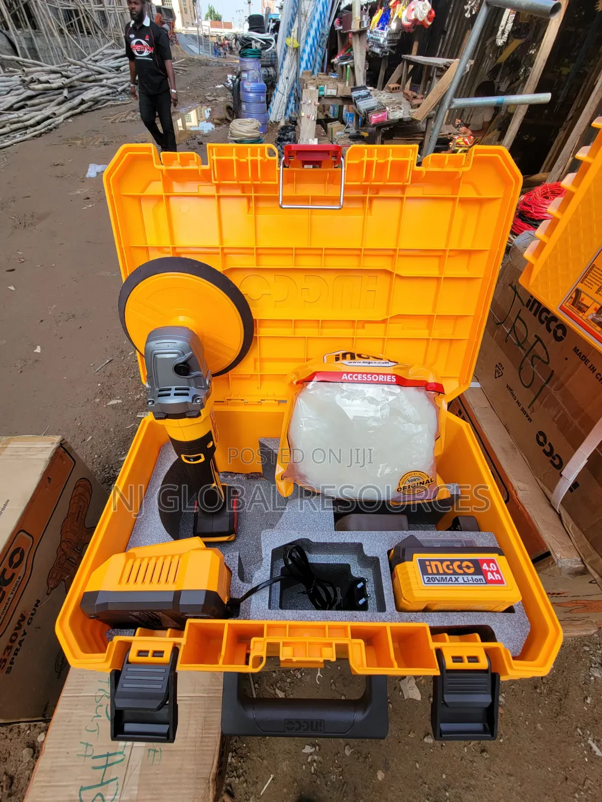 Cordless Polisher (With Plastic Box) 7" Ingco 20v