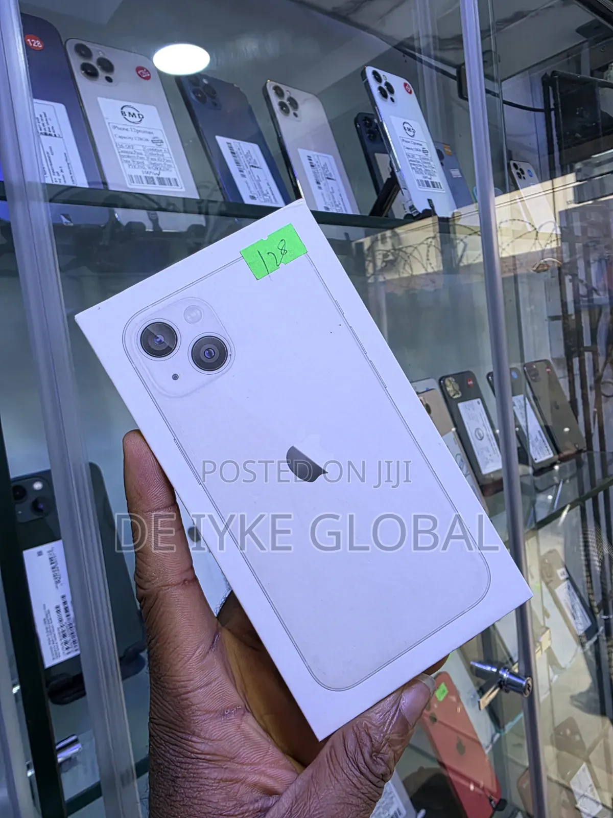 New Apple iPhone 13 128 GB White