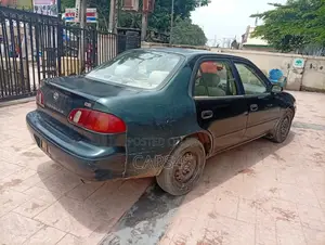 Toyota Corolla 1999 Green