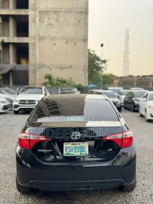 Toyota Corolla 2014 Black