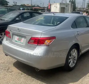 Lexus ES 350 2011 Silver