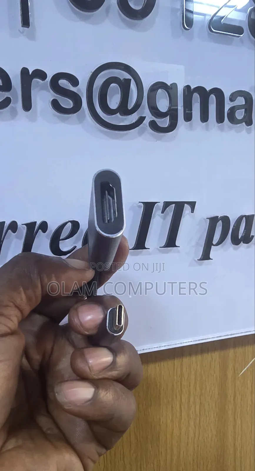 QGeeM USB-C to HDMI Adapter