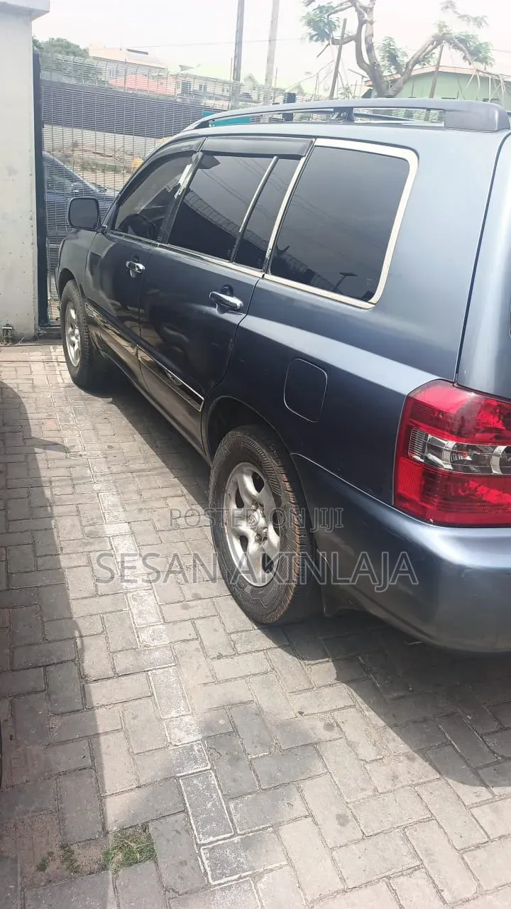 Toyota Highlander 2006 Blue