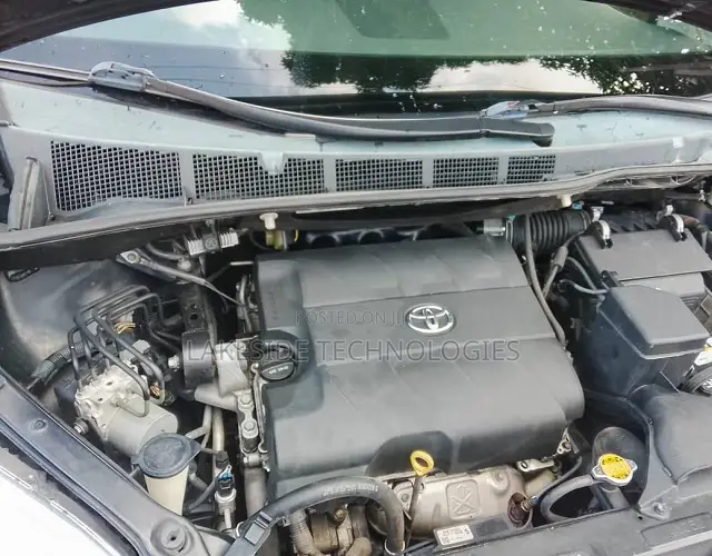 Toyota Sienna 2013 Black