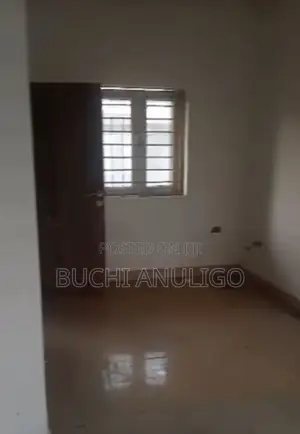 3bdrm Bungalow in Royalty Park Gardens, Mararaba for sale