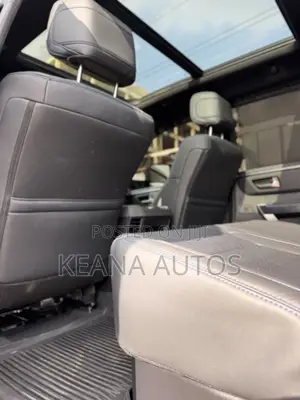 New Toyota Tundra Platinum CrewMax SB w/5.5' Bed 2026 Black