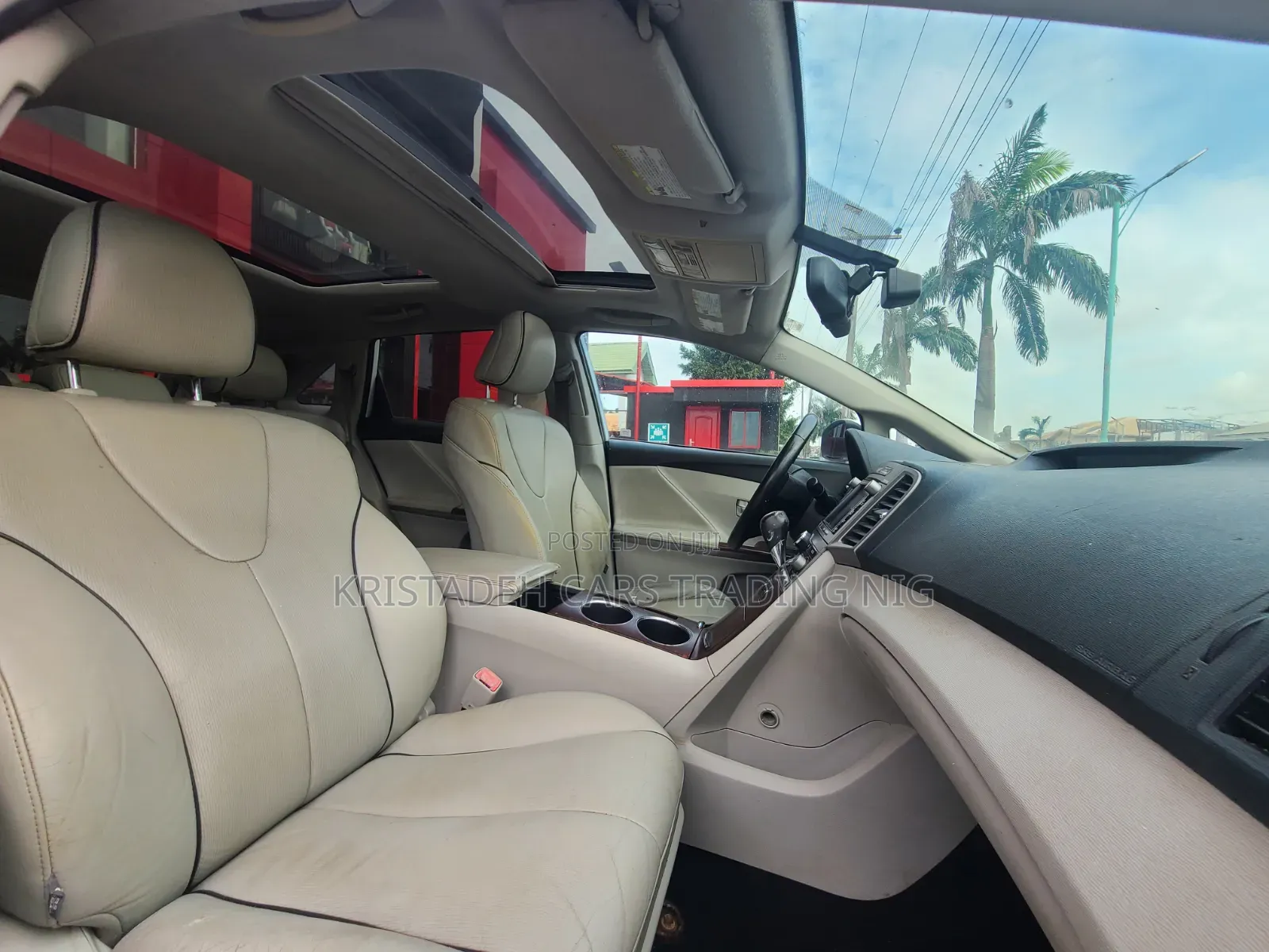 Toyota Venza AWD 2010 White