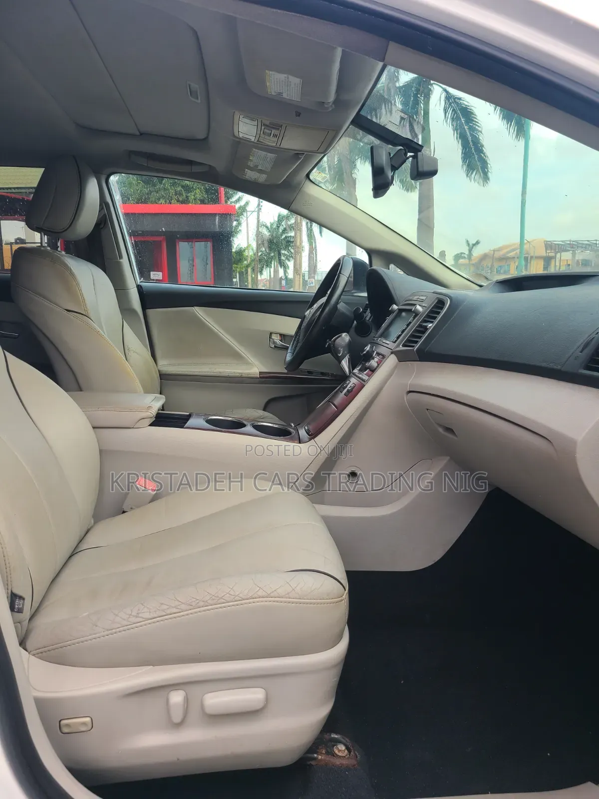 Toyota Venza AWD 2010 White