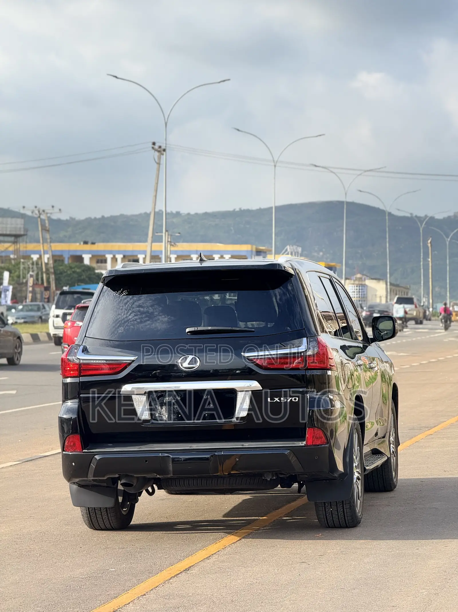 Lexus LX 570 AWD 2017 Black