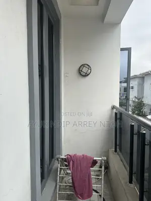4bdrm Duplex in Van Daniel’S Estate for sale