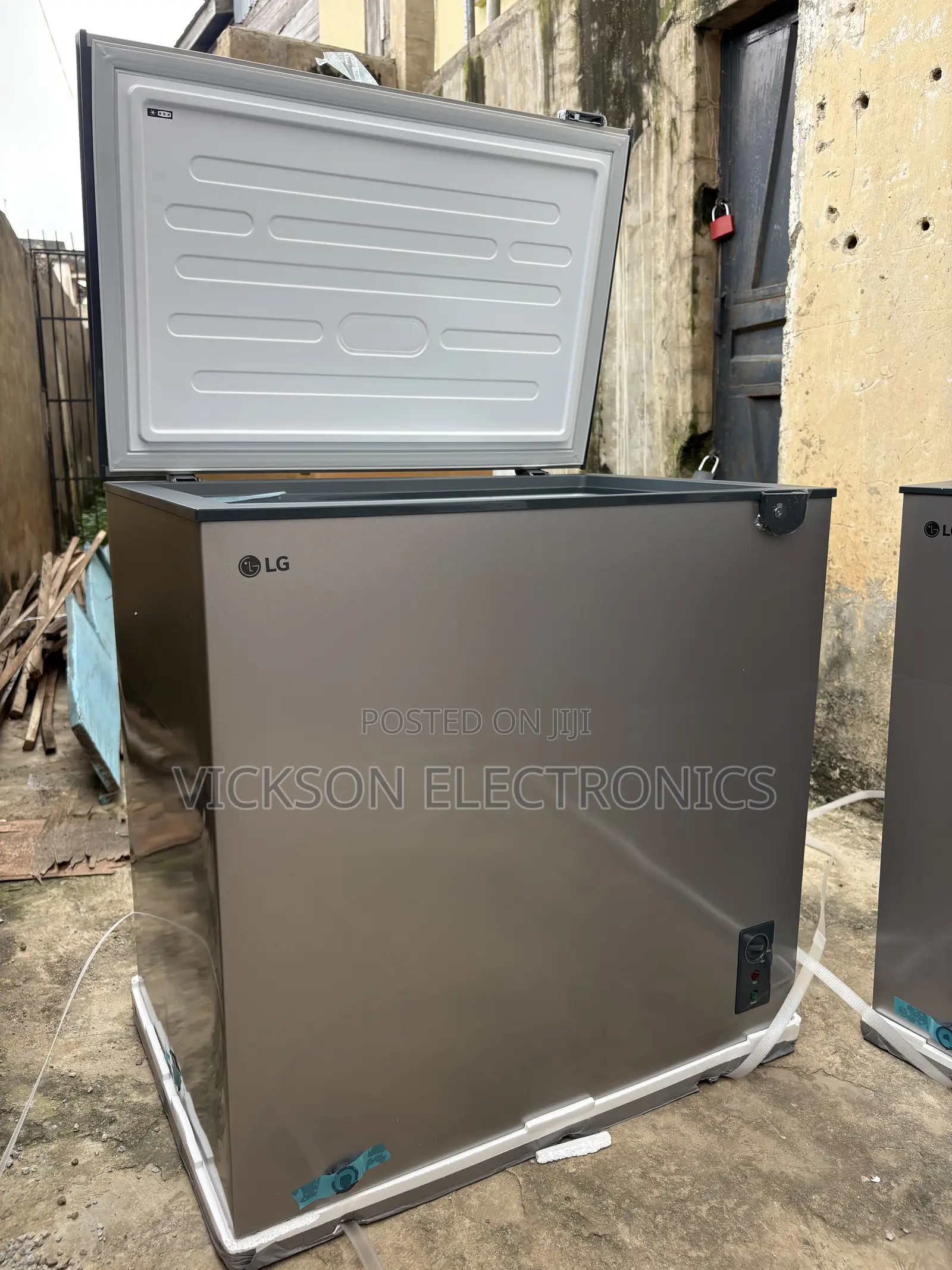 LG 200l Chest Freezer With 2years Warranty