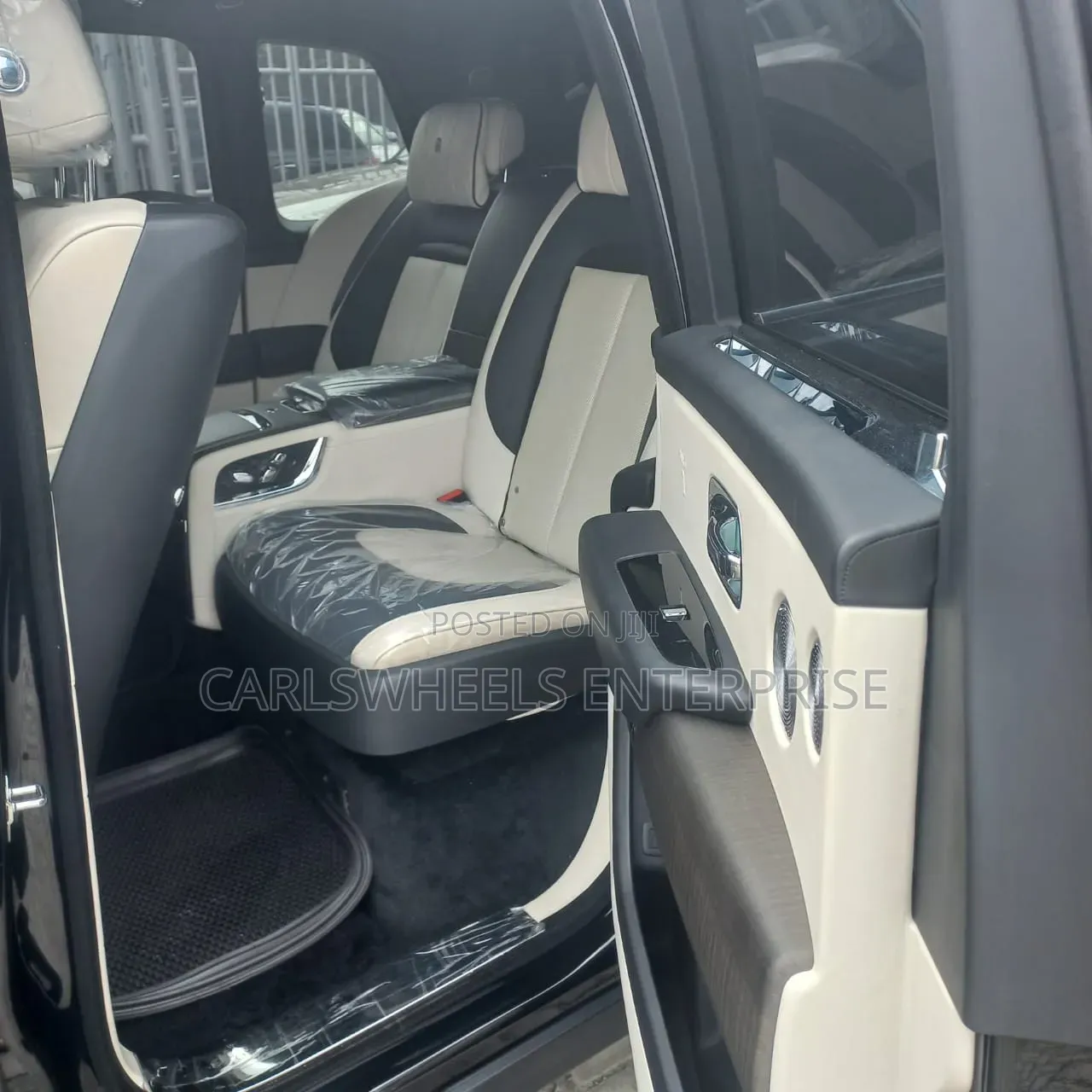 Rolls-Royce Cullinan Base 2020 Black