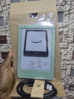 New Amazon Kindle 16 GB Green