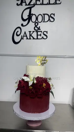 Two Tiered Swiss Buttercream Size 10 and 6inches