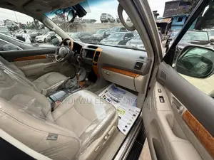 Lexus GX 470 Sport Utility 2006 Gold