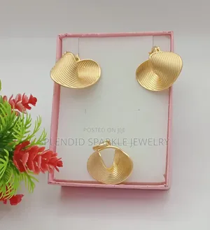 Italian Gold Plated Non Tarnish Sets - Earrings and Pendant Sunbelle