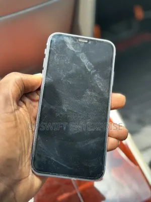 Apple iPhone 11 64 GB Purple