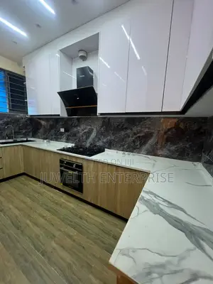 3bdrm Duplex in Lekki Phase 1 for rent