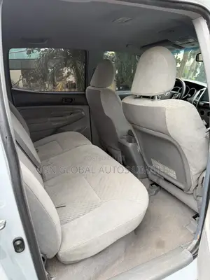 Toyota Tacoma Double Cab V6 Automatic 2010 Gray