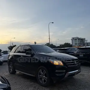 Mercedes-Benz M Class 2013 Black