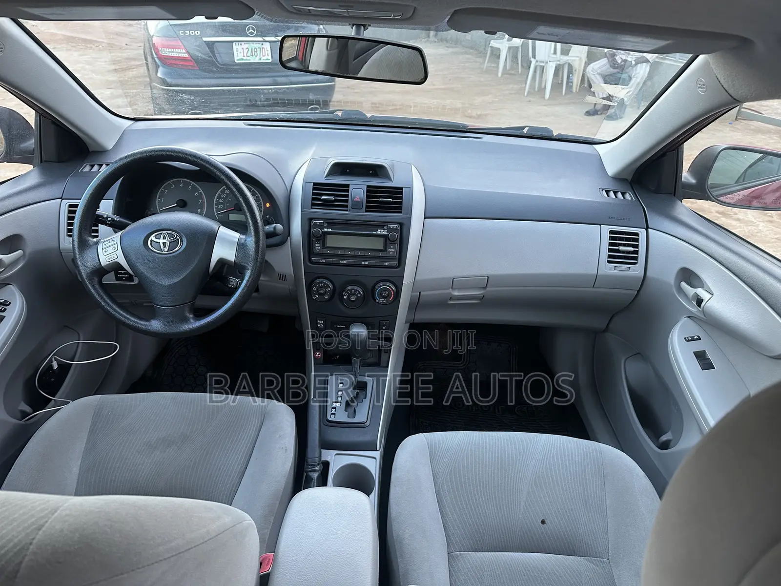 Toyota Corolla L 4-Speed Automatic 2013 Red