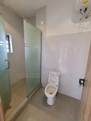 2bdrm Block of Flats in Stonebridge, Lekki Phase 1 for rent