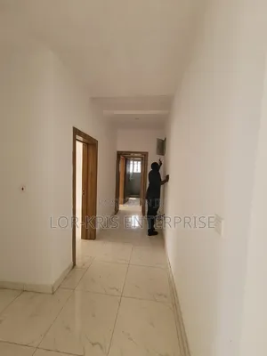 2bdrm Block of Flats in Stonebridge, Lekki Phase 1 for rent