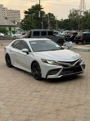 Toyota Camry XSE 2023 Burgundy