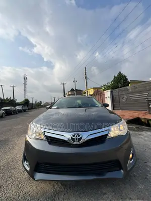 Toyota Camry 2012 Gray