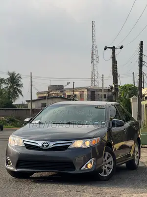 Toyota Camry 2012 Gray