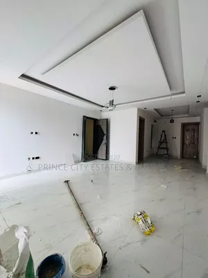 Furnished 3bdrm Block of Flats in Pedro Shomolu for sale