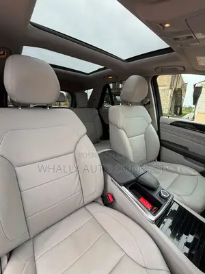Mercedes-Benz M Class ML350 4dr SUV (3.5L 6cyl 7A) 2015 Blue