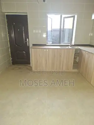 4bdrm Duplex in Kado for rent