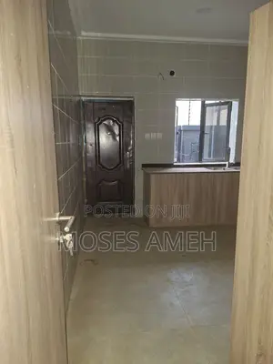 4bdrm Duplex in Kado for rent