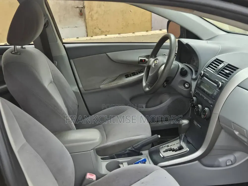 Toyota Corolla 2010 Black