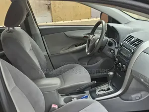 Toyota Corolla 2010 Black