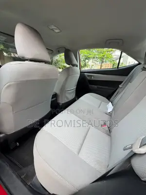 Toyota Corolla 2016 Red