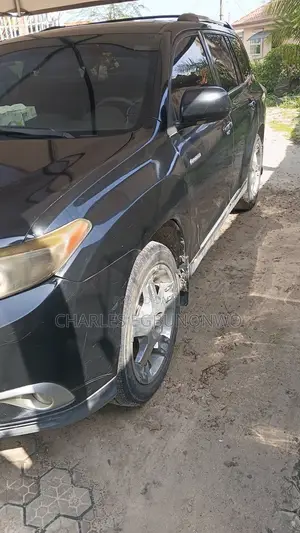 Toyota Highlander Limited 2012 Black
