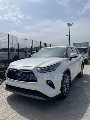 Toyota Highlander Platinum AWD 2020 White