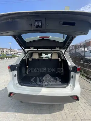 Toyota Highlander Platinum AWD 2020 White