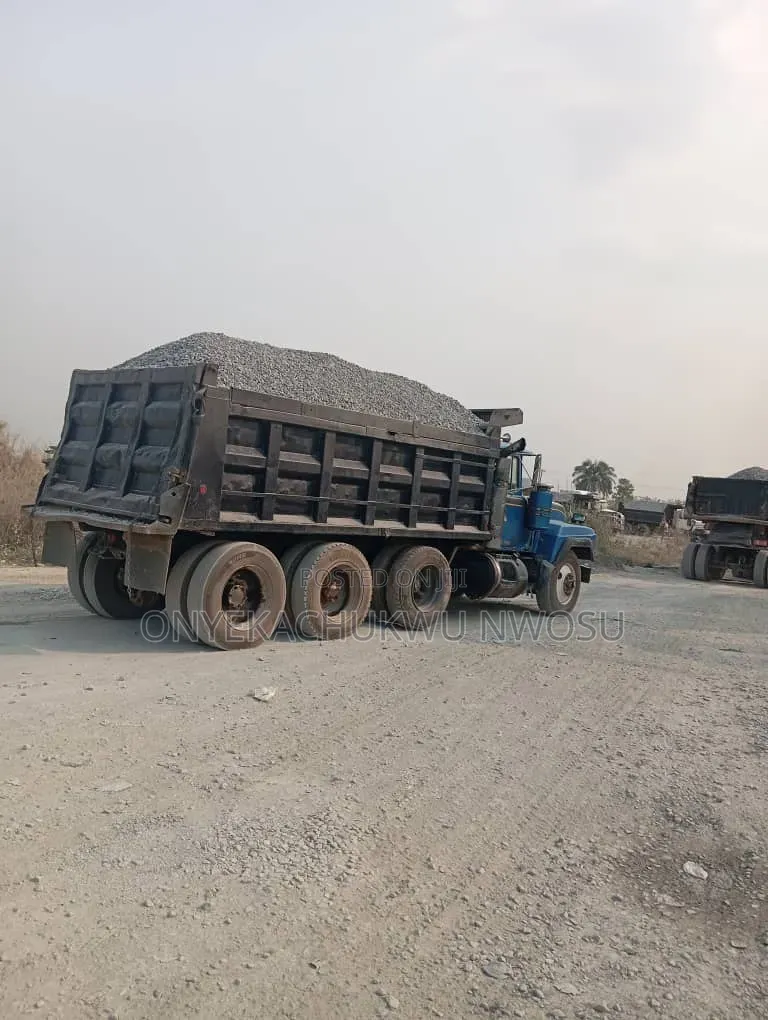 Granite Chippings Supply at Affordable Prices