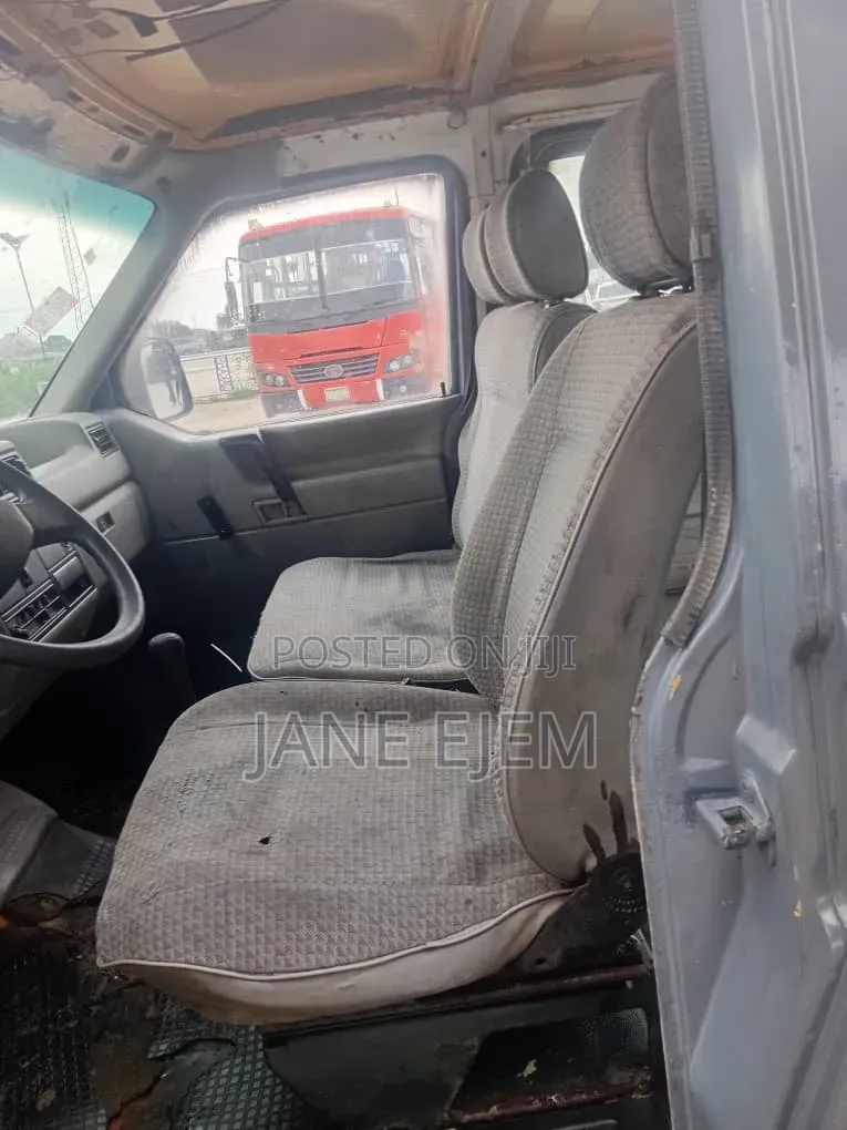 Volkswagen LT 2005 Grey