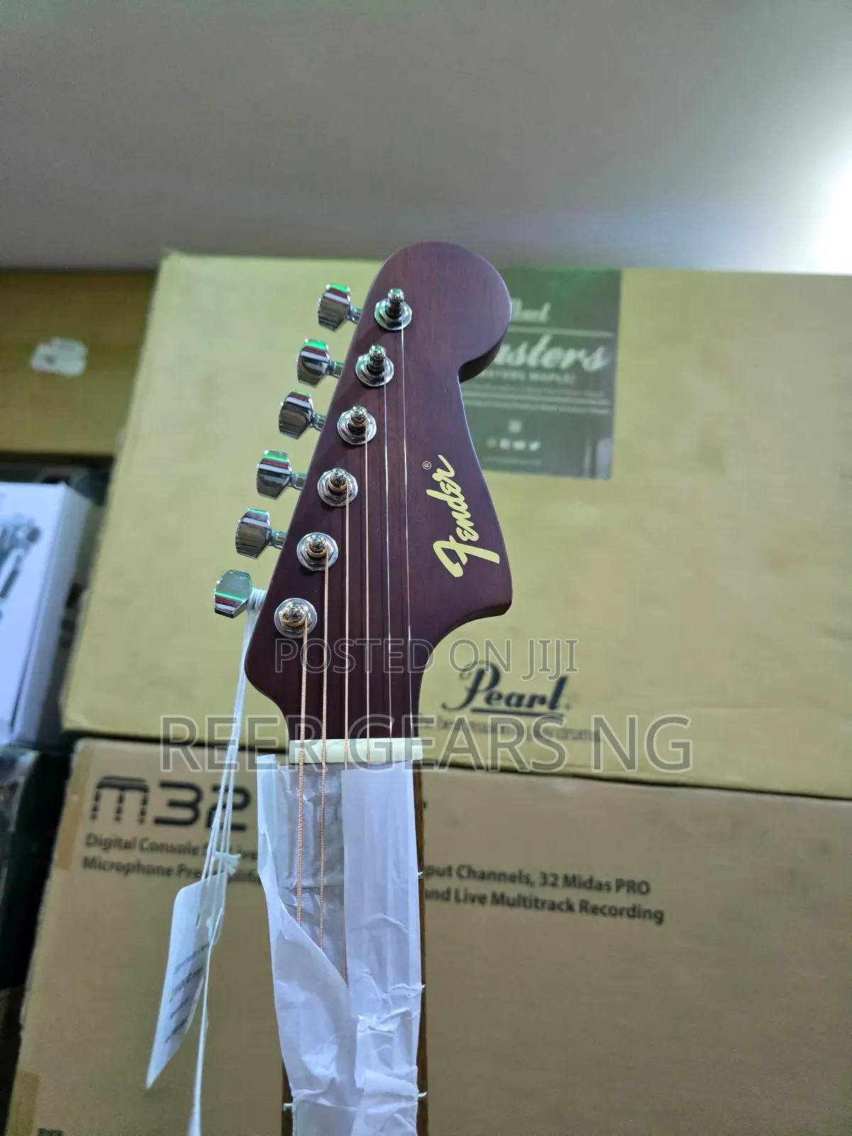 Fender Acoustic-Electric Guitar CA Debut Redondo CE Sunburst
