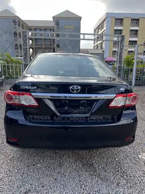 Toyota Corolla LE 4dr Sedan (1.8L 4cyl 4A) 2012 Black