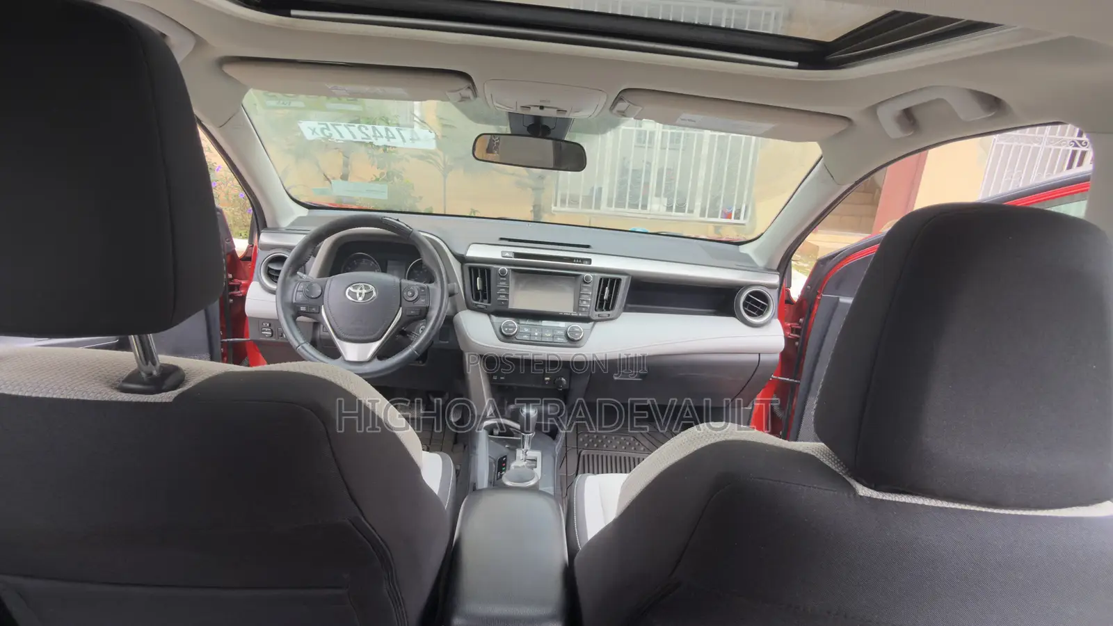 Toyota RAV4 XLE AWD (2.5L 4cyl 6A) 2017 Red