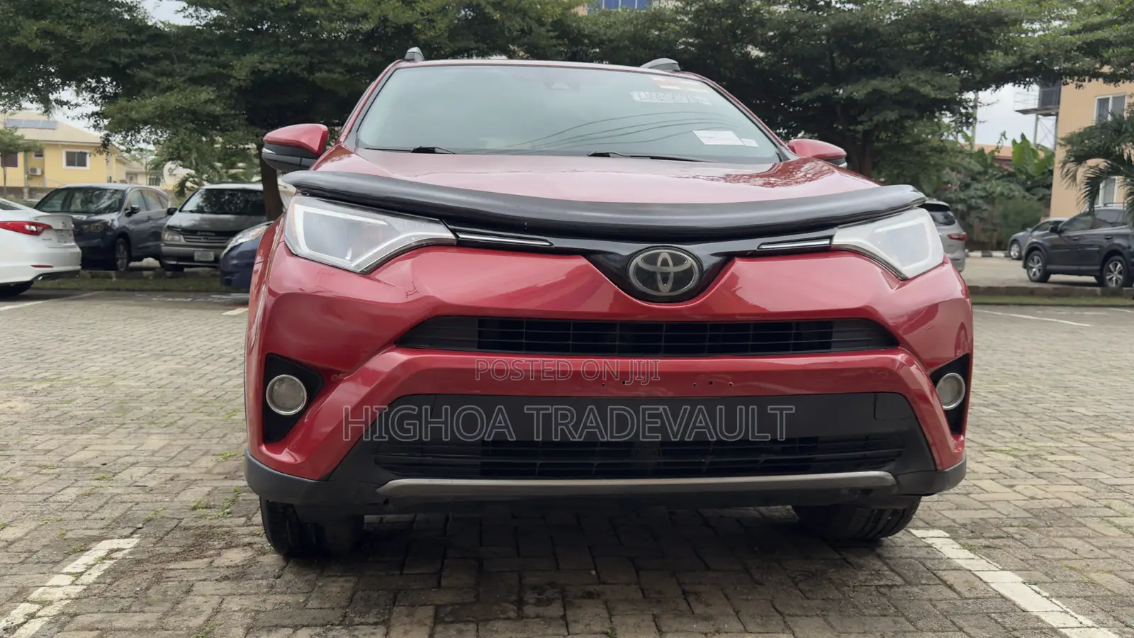 Toyota RAV4 XLE AWD (2.5L 4cyl 6A) 2017 Red